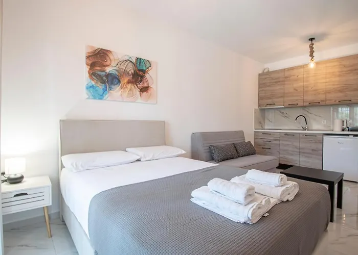 By Travel Pro Services - Halkidiki * Nikiti (Sithonia)